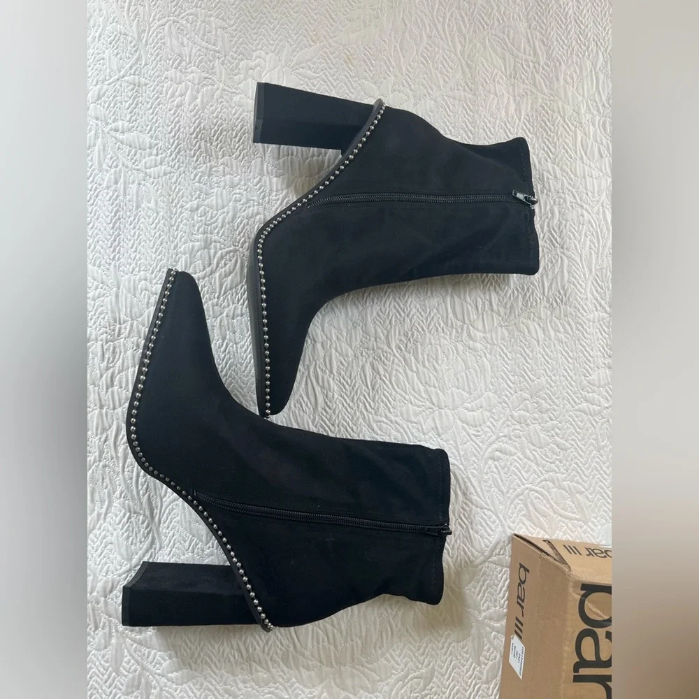 BarIII Layneef booties Size 9.5